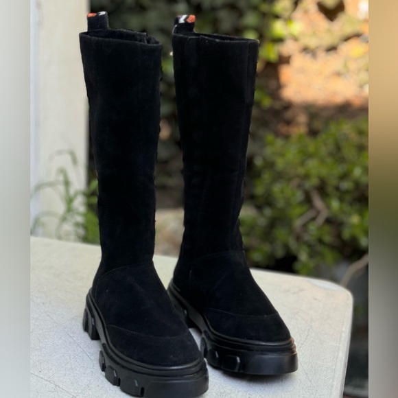 FARM Rio Boots Women's 7.5 Black Tall Suede Lug
Sole Boots with Embroidery NWOT - Picture 6 of 10
